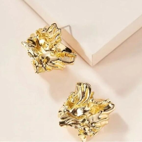 Amber Sceats 24k Plated Gold Reese Post Earrings NEW in Velvet Bag - Picture 2 of 3